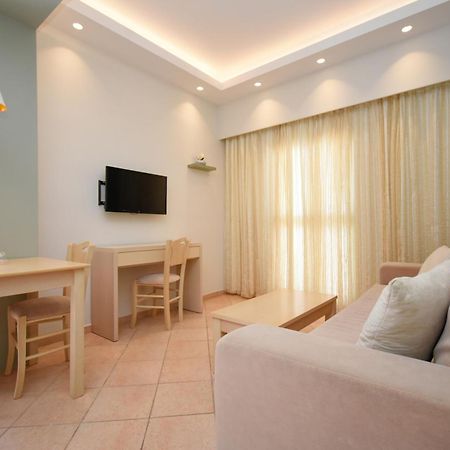 Elena Village Hotel & Suites Myrties 外观 照片