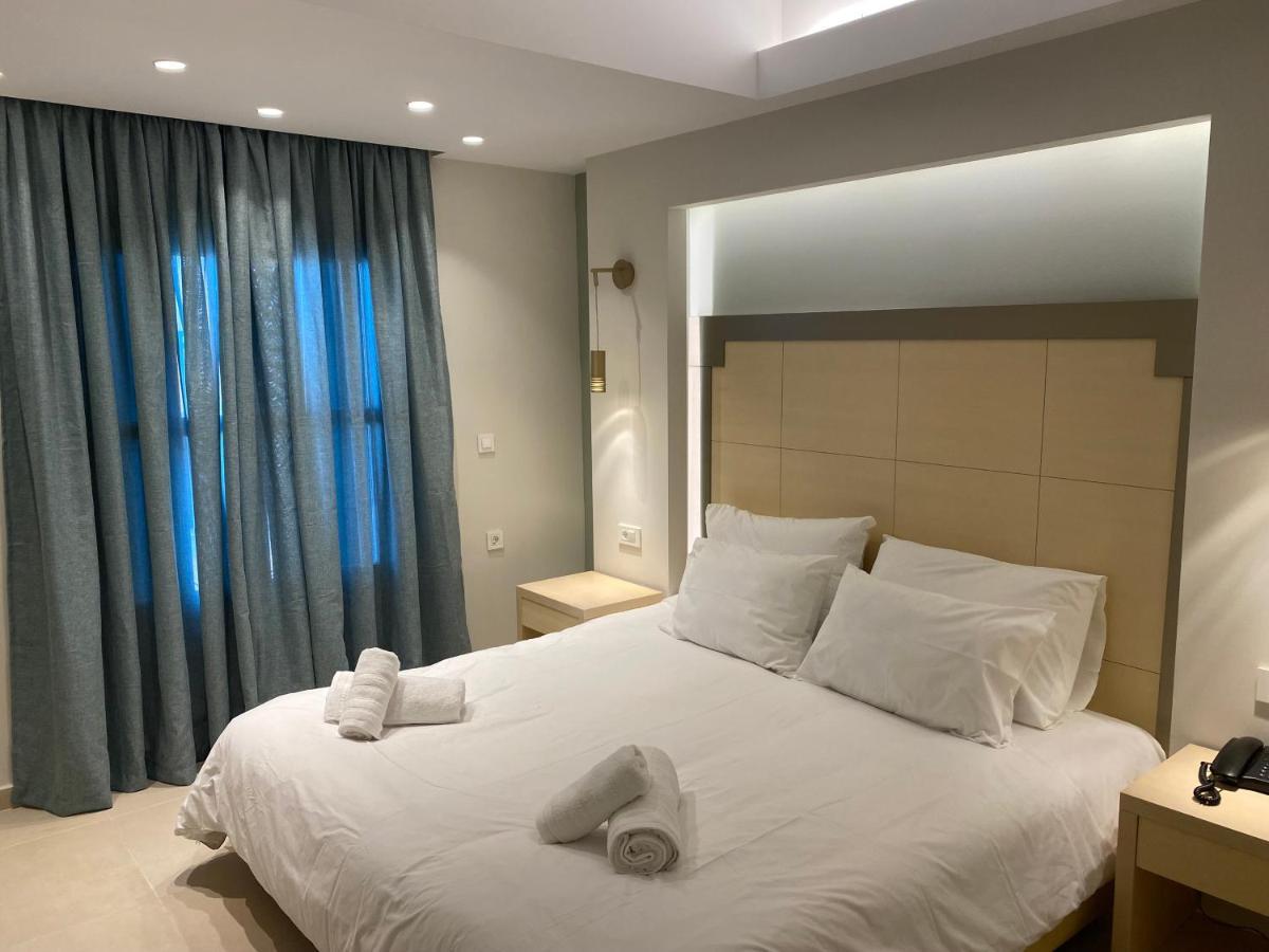 Elena Village Hotel & Suites Myrties 外观 照片