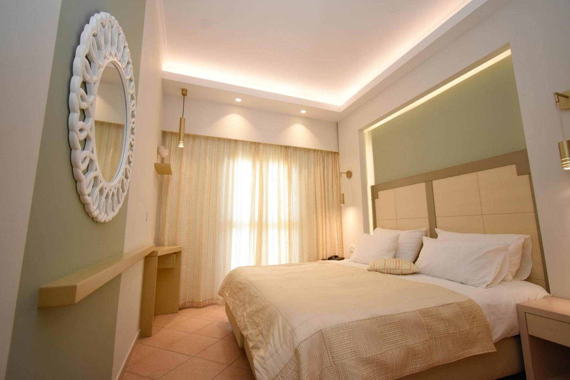 Elena Village Hotel & Suites Myrties 外观 照片