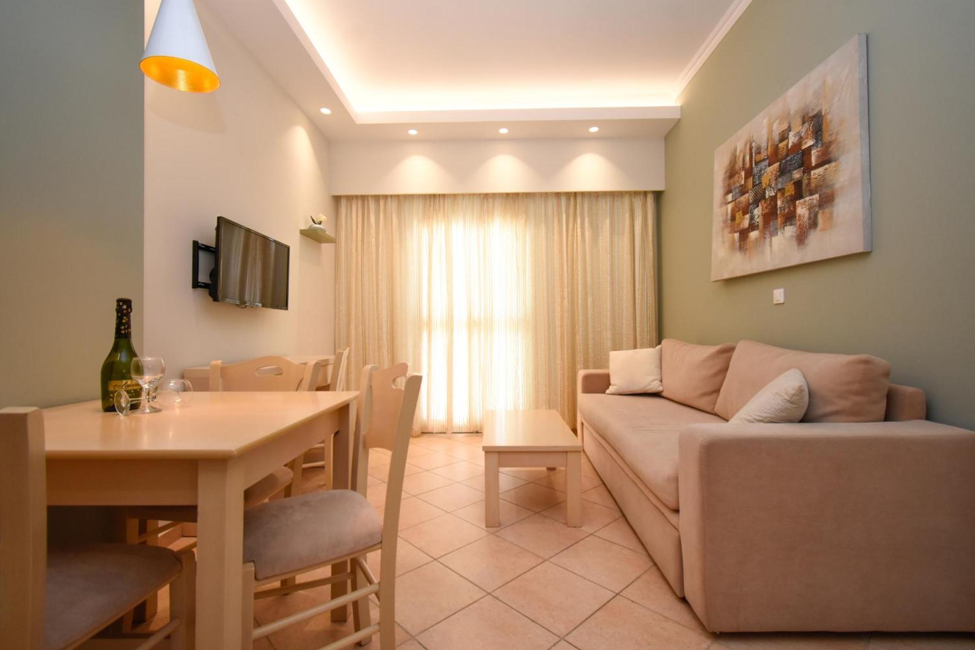 Elena Village Hotel & Suites Myrties 外观 照片