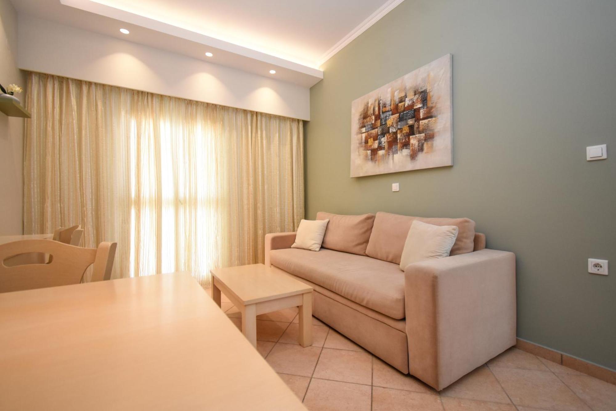 Elena Village Hotel & Suites Myrties 外观 照片