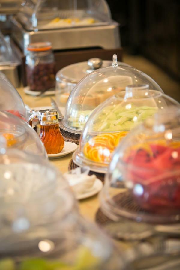 Elena Village Hotel & Suites Myrties 外观 照片